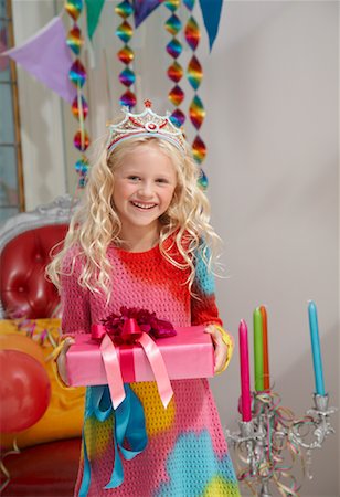 simsearch:700-01120440,k - Portrait of Girl at Birthday Party Stock Photo - Rights-Managed, Code: 700-01120421
