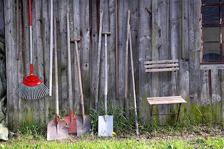 Gardening Tools Leaning Against a Wall Stock Photo - Rights-Managed, Code: 700-01164786