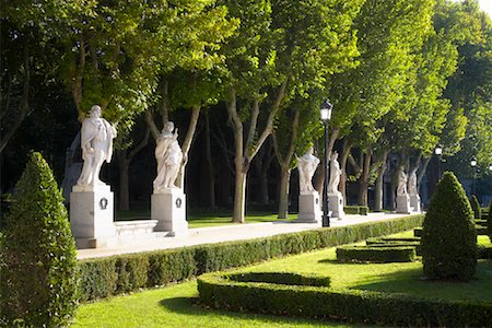 plaza de oriente - Statuen und Gärten, Plaza de Oriente, Madrid, Spanien Stockbilder - Lizenzpflichtiges, Bildnummer: 700-01163277