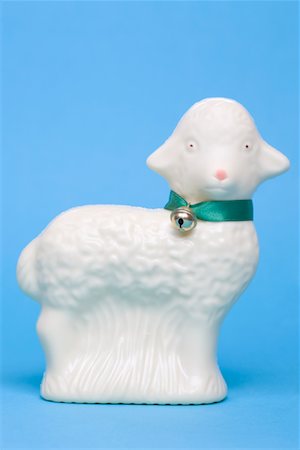 simsearch:700-01173328,k - Ceramic Lamb Stock Photo - Rights-Managed, Code: 700-01173351