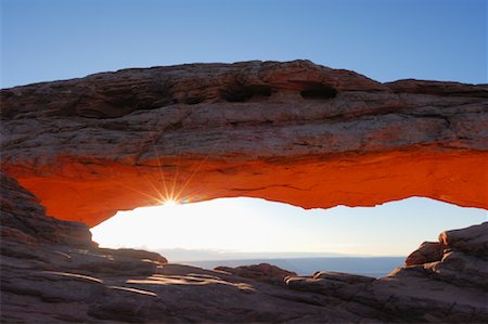 simsearch:700-00050335,k - Mesa Arch, Canyonlands National Park, Utah, USA Foto de stock - Direito Controlado, Número: 700-01184347