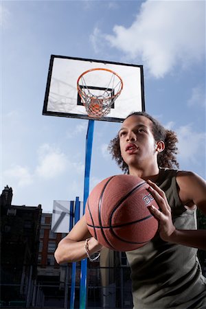 portrait african american teenagers urban - Portrait d'un homme tenant le Basketball Photographie de stock - Rights-Managed, Code: 700-01184898