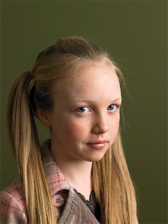 simsearch:700-01182792,k - Portrait of Girl Stock Photo - Rights-Managed, Code: 700-01182841