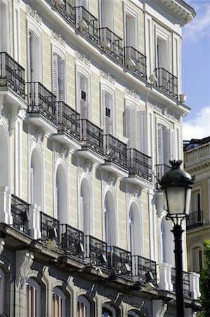 Balconies, Puerta del Sol, Madrid Spain Foto de stock - Con derechos protegidos, Código: 700-01183332