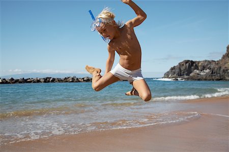 Boy Jumping Foto de stock - Con derechos protegidos, Código: 700-01183967