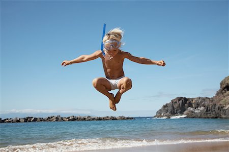 Boy Jumping Foto de stock - Con derechos protegidos, Código: 700-01183968