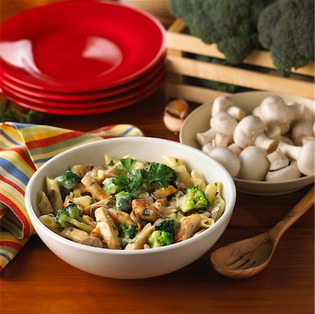 delicious pasta - Chicken Pasta With Broccoli Stock Photo - Rights-Managed, Code: 700-01195924