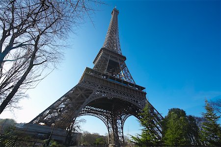 simsearch:600-02590907,k - La tour Eiffel Photographie de stock - Rights-Managed, Code: 700-01198812