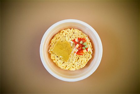 poliestireno - Instant Noodle Soup Foto de stock - Con derechos protegidos, Código: 700-01199423