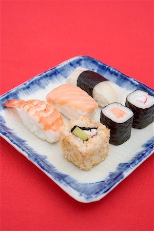 simsearch:695-05773072,k - Sushi Meal Foto de stock - Con derechos protegidos, Código: 700-01199872