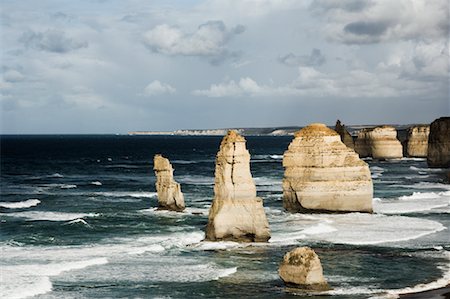 simsearch:600-02886706,k - Les douze apôtres, le Parc National de Port Campbell, Great Ocean Road, Victoria, Australie Photographie de stock - Rights-Managed, Code: 700-01200108