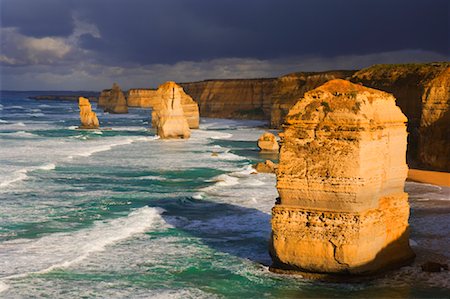 Les douze apôtres, le Parc National de Port Campbell, Great Ocean Road, Victoria, Australie Photographie de stock - Rights-Managed, Code: 700-01200103