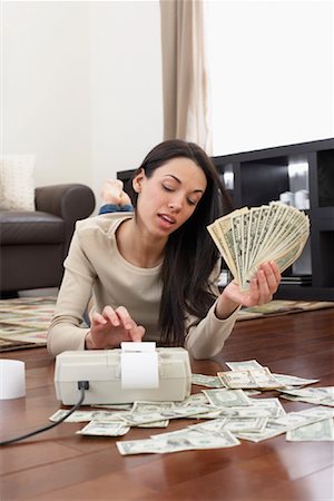 simsearch:640-01362961,k - Woman Counting Money at Home Stock Photo - Rights-Managed, Code: 700-01200168