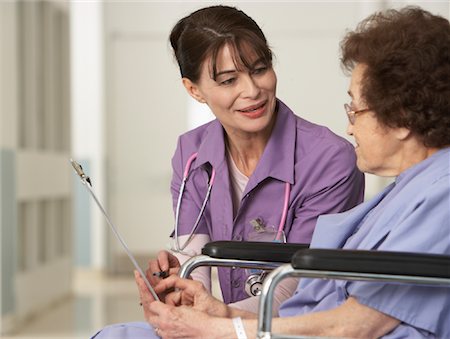 simsearch:700-01224098,k - Doctor and Patient in Hospital Stock Photo - Rights-Managed, Code: 700-01224097