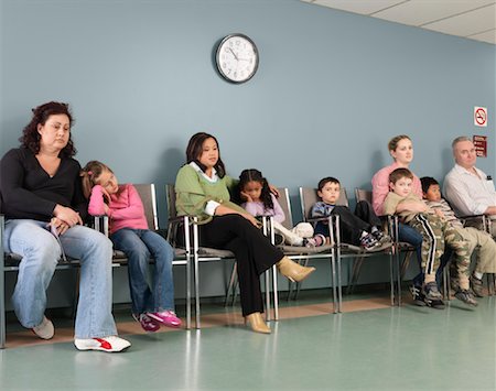 Patients in Waiting Room Foto de stock - Con derechos protegidos, Código: 700-01236165