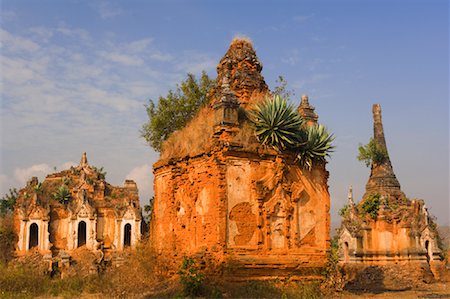 simsearch:700-01248558,k - Shwe Inn Thein Stupas, Indein, Myanmar Stock Photo - Rights-Managed, Code: 700-01248527