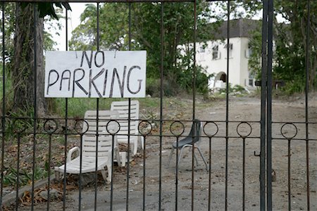 No Parking Sign on Gate by Mansion Stock Photo - Rights-Managed, Code: 700-01249084