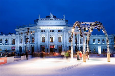 simsearch:700-01249122,k - Patin à glace, Burgtheater, Vienne, Autriche Photographie de stock - Rights-Managed, Code: 700-01249122