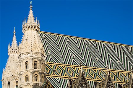 stephansdom cathedral - Saint Stephen's Cathedral, Vienna, Austria Foto de stock - Con derechos protegidos, Código: 700-01249143