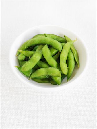 simsearch:600-02701382,k - Edamame in Bowl Stock Photo - Rights-Managed, Code: 700-01276198