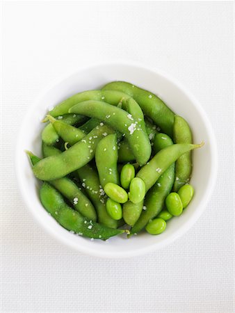 simsearch:600-02701382,k - Edamame in Bowl Stock Photo - Rights-Managed, Code: 700-01276199
