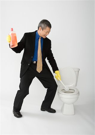 fregando - Man Scrubbing Toilet Foto de stock - Con derechos protegidos, Código: 700-01276268