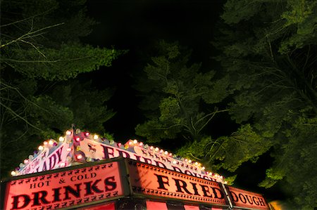 Food Sign at Amusement Park Stock Photo - Rights-Managed, Code: 700-01296337