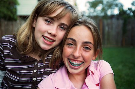 Portrait of Girl Friends Foto de stock - Con derechos protegidos, Código: 700-01378554