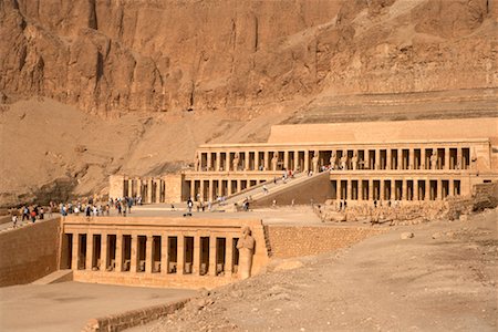 simsearch:862-03713651,k - Hatshepsut Temple, Deir al-Bahri, Egypt Foto de stock - Con derechos protegidos, Código: 700-01429353