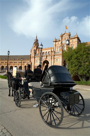 simsearch:700-01586964,k - Horse-Drawn Carriage in Front of Plaza de Espana, Seville, Spain Foto de stock - Con derechos protegidos, Código: 700-01519324