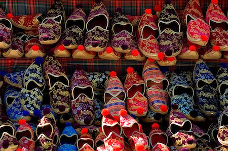 Gros plan de chaussures, Istanbul, Turquie Photographie de stock - Rights-Managed, Code: 700-01519370