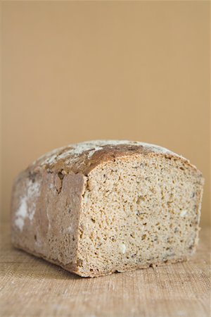 simsearch:700-02347876,k - Loaf of Bread Stock Photo - Rights-Managed, Code: 700-01539008