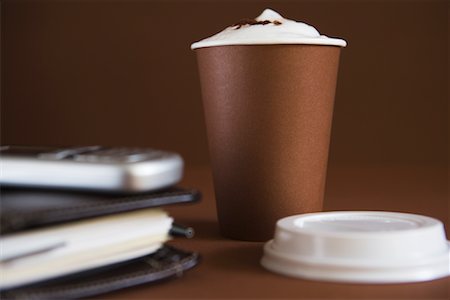 Take Out Latte, Cell Phone and Appointment Book Foto de stock - Con derechos protegidos, Código: 700-01539014