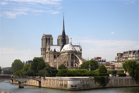 simsearch:632-06118454,k - Notre Dame, Paris, France Foto de stock - Con derechos protegidos, Código: 700-01541052