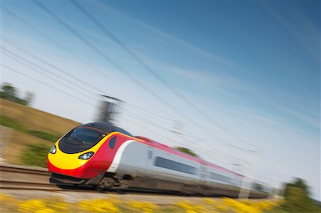 High Speed Electric Train, Northamptonshire, England Fotografie stock - Rights-Managed, Codice: 700-01586084