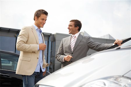 Car Salesman Selling Vehicle Foto de stock - Con derechos protegidos, Código: 700-01587100