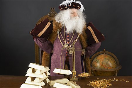 snob business man - King Weighing Gold Bars Stock Photo - Rights-Managed, Code: 700-01582211