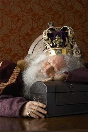 fat 60 year old man - King With Treasure Chest Foto de stock - Con derechos protegidos, Código: 700-01582220