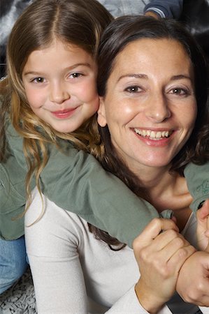 simsearch:700-00524513,k - Portrait of Mother and Daughter Foto de stock - Con derechos protegidos, Código: 700-01606643