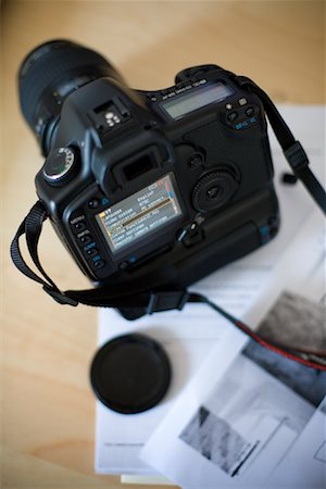 dslr-camera - Digital Camera Stock Photo - Rights-Managed, Code: 700-01603899