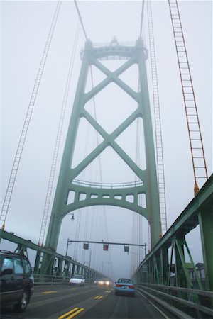 simsearch:400-07818483,k - Angus L MacDonald Bridge, Connecting Halifax and Dartmouth, Nova Scotia, Canada Foto de stock - Direito Controlado, Número: 700-01614400