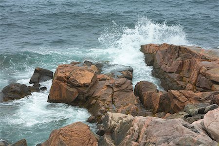 Vagues frappant les rochers du Cap-Breton, Nouvelle-Écosse, Canada Photographie de stock - Rights-Managed, Code: 700-01614403