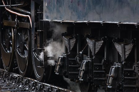 Roues de la locomotive à vapeur, Norfolk, Angleterre Photographie de stock - Rights-Managed, Code: 700-01615187