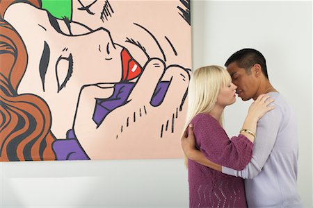 Couple dans la galerie d'Art Photographie de stock - Rights-Managed, Code: 700-01639962