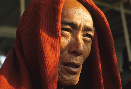 Porträt des buddhistischen Mönches, Mandalay, Myanmar Stockbilder - Lizenzpflichtiges, Bildnummer: 700-01630112