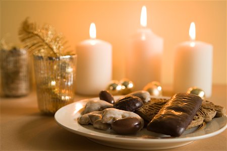 Plate of Cookies Foto de stock - Con derechos protegidos, Código: 700-01633170