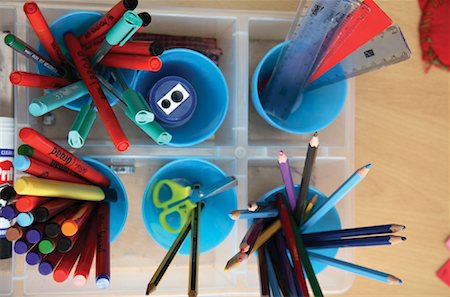 scissor - Children's Art Supplies Foto de stock - Con derechos protegidos, Código: 700-01645226