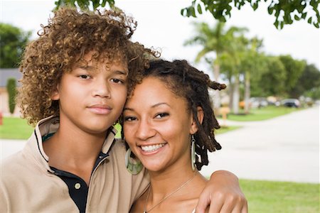 dreadlocks on african americans - Portrait of Teenagers Foto de stock - Con derechos protegidos, Código: 700-01646129