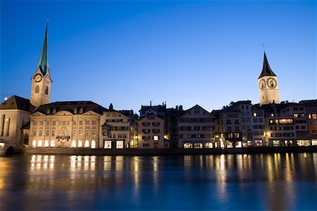 Rivière Limmat au crépuscule, Zurich, Suisse Photographie de stock - Rights-Managed, Code: 700-01694427