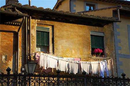 sécher au soleil - Sienne, Italie Photographie de stock - Rights-Managed, Code: 700-01694790